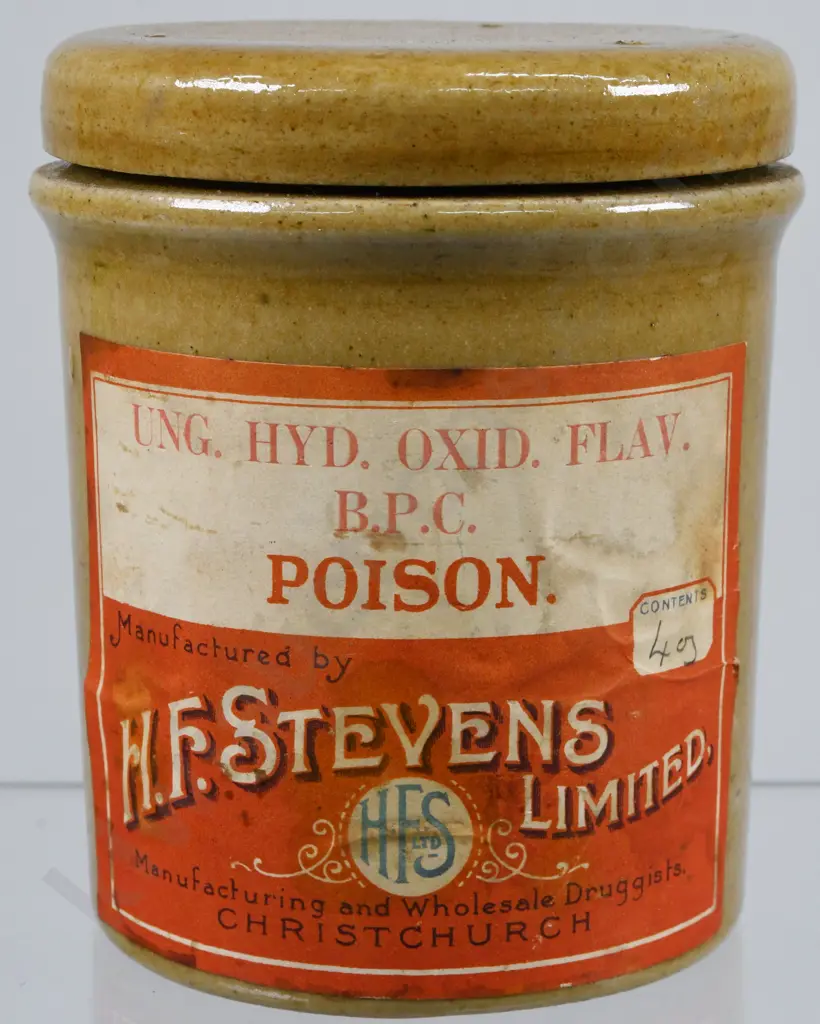 STOURWARE TIMARU LIDDED POT WITH CHRISTCHURCH CHEMIST LABEL Image 1++