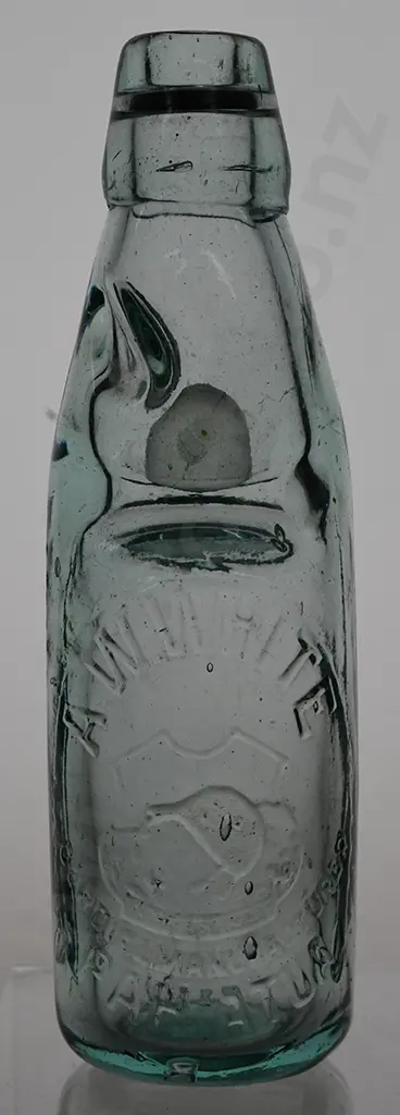 WHITE PAHIATUA CODD Image 1++