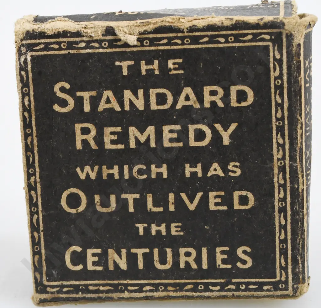 SINGLETON'S EYE OINTMENT BOXED AND COMPLETE Image 1++