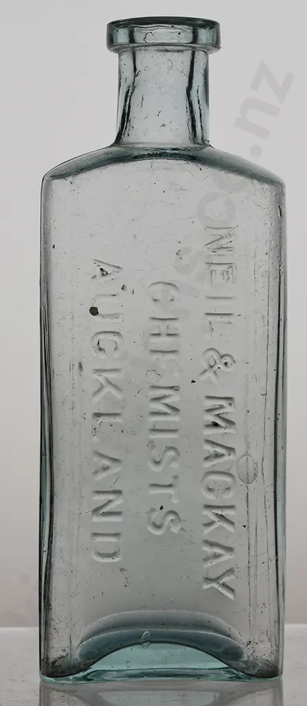 NEIL & MACKAY AUCKLAND CHEMIST BOTTLE Image 1++