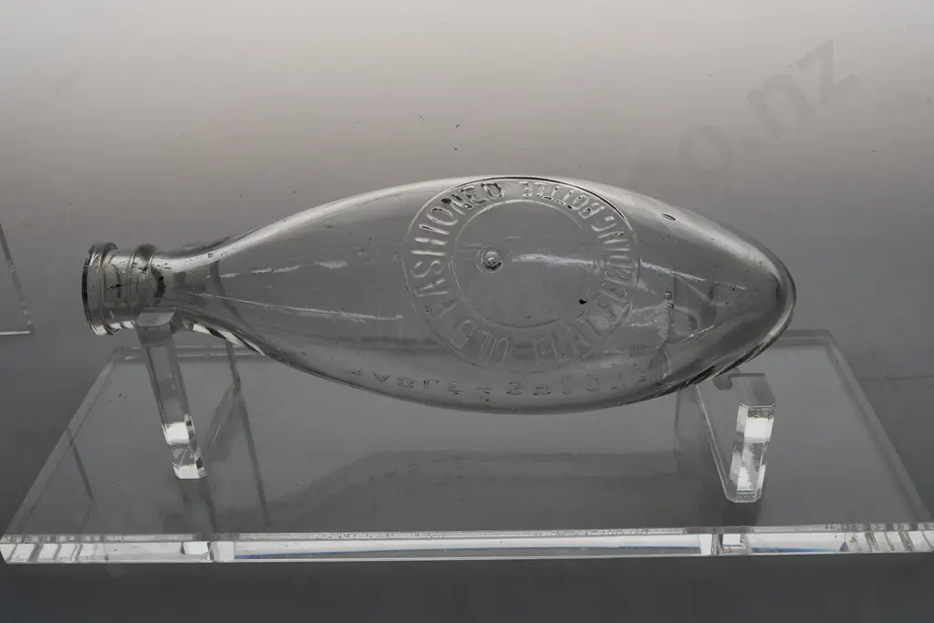 BABY FEEDER BOTTLES Image 1++
