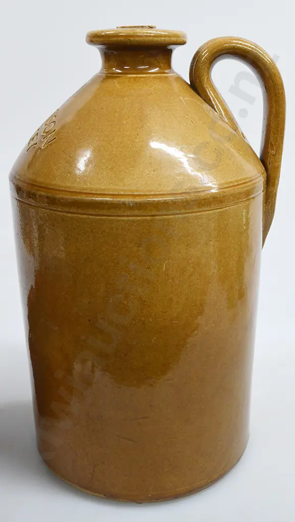 ROBINSON CHERTSEY STONE JAR Image 1++