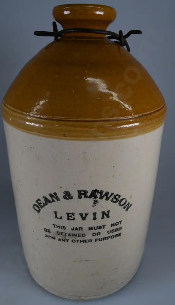 DEAN & RAWSON LEVIN STONE JAR Image 1++