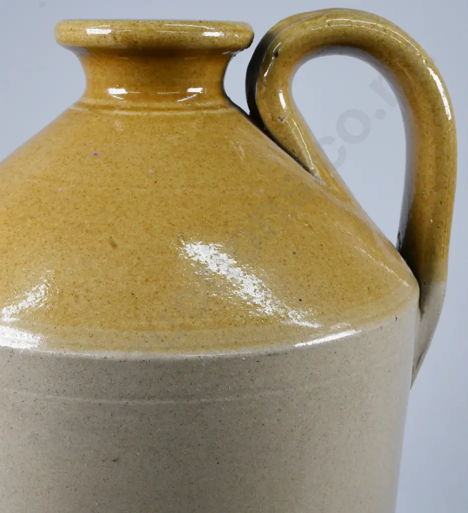 HAYWARD BROS CHRISTCHURCH STONE JAR Image 1++