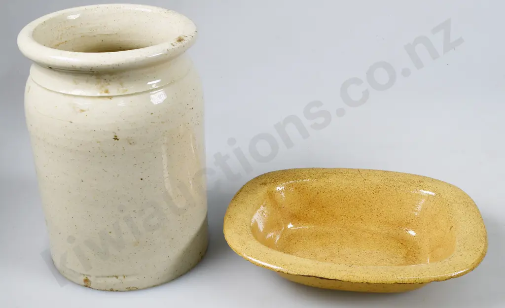 ST GEORGE JAM JAR, PIE DISH, MILTON POTTERIES Image 1++