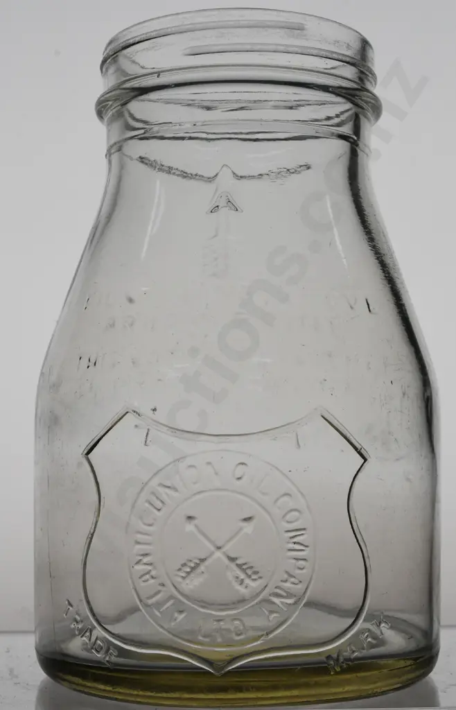 ATLANTIC UNION PINT OIL BOTTLE Image 1++