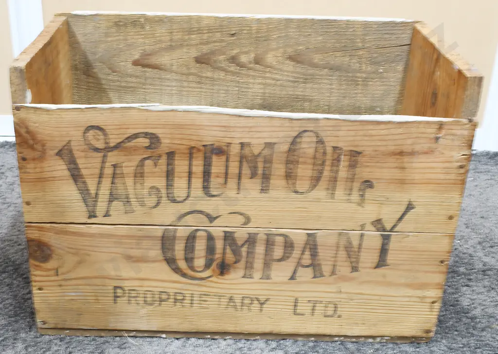 PLUME BENZINE OIL WOODEN BOX Image 1++