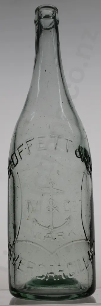 MOFFETT INVERCARGILL 26oz CROWN TOP Image 1++