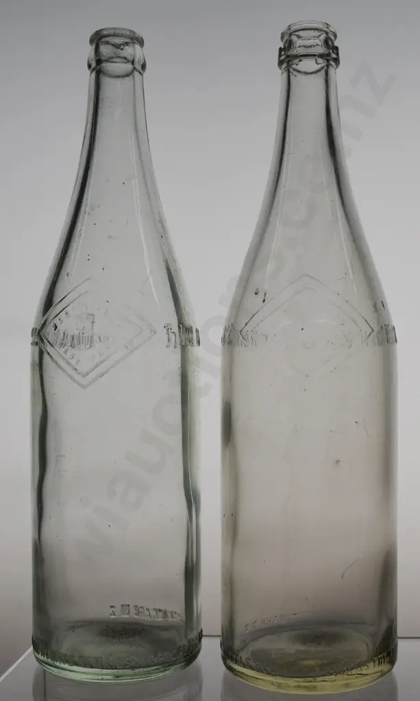 CORDIALS LIMITED TIMARU 26oz CROWN TOPS Image 1++