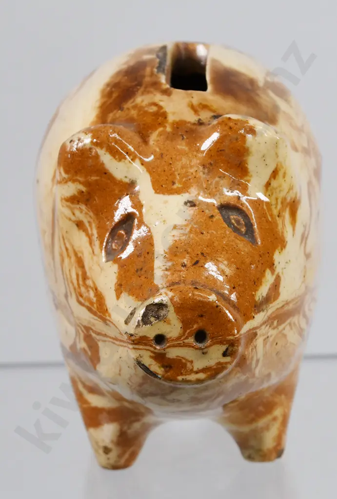 COLONIAL POTTERY PIG Image 1++