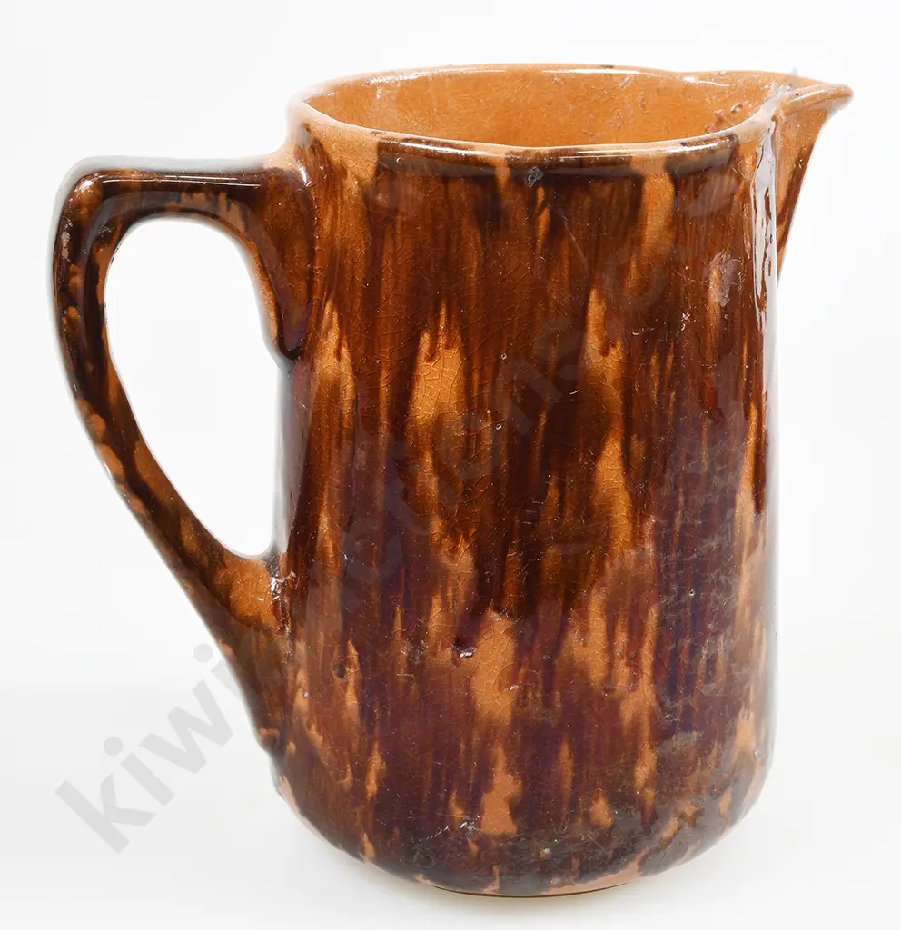 NZ POTTERIES WELLINGTON TEAPOT AND JUG Image 1++