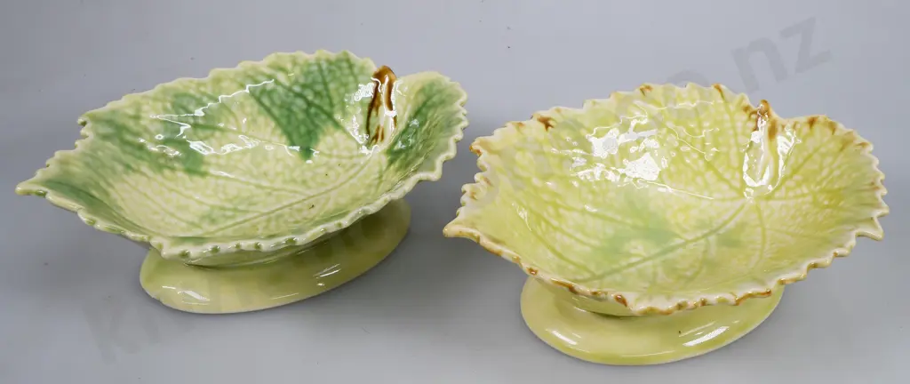 TEMUKA WARE LEAF PATTERN FOOTED DISHES Image 1++