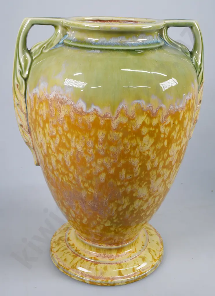 TEMUKA GRECIAN STYLE 2 HANDLED VASE Image 1++