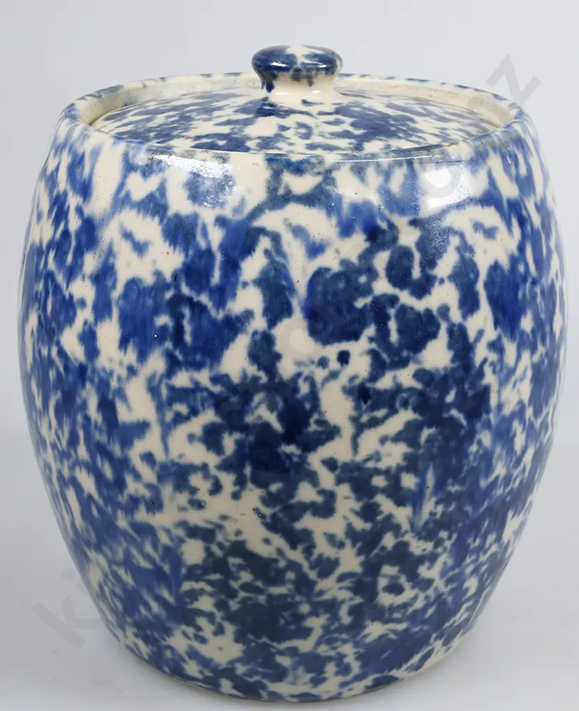 TIMARU POTTERIES SMALL BLUE MOTTLED STORAGE JAR Image 1++