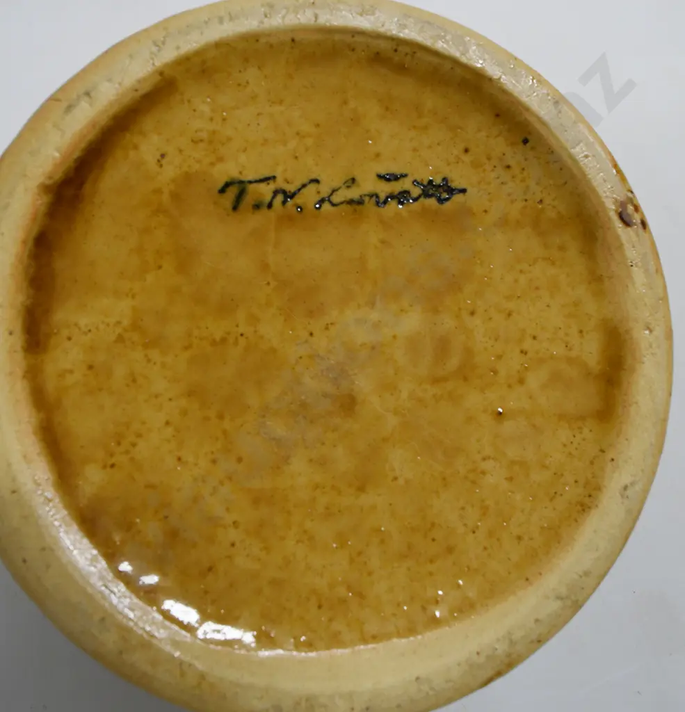 LOVATT SIGNED VASE Image 1++