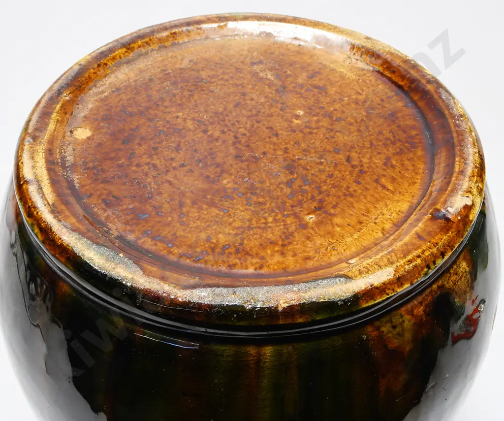COLONIAL POTTERY VASE Image 1++