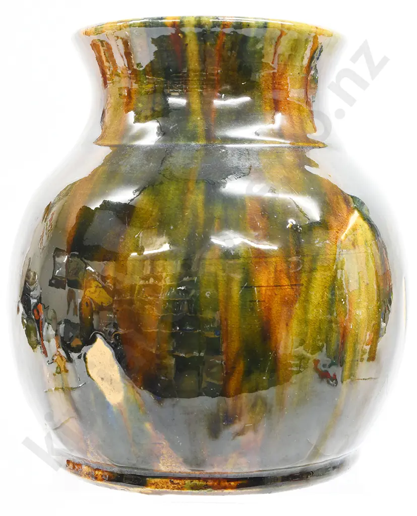 COLONIAL POTTERY VASE Image 1++