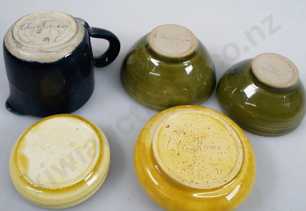 OLIVE JONES POTTERY Image 1++