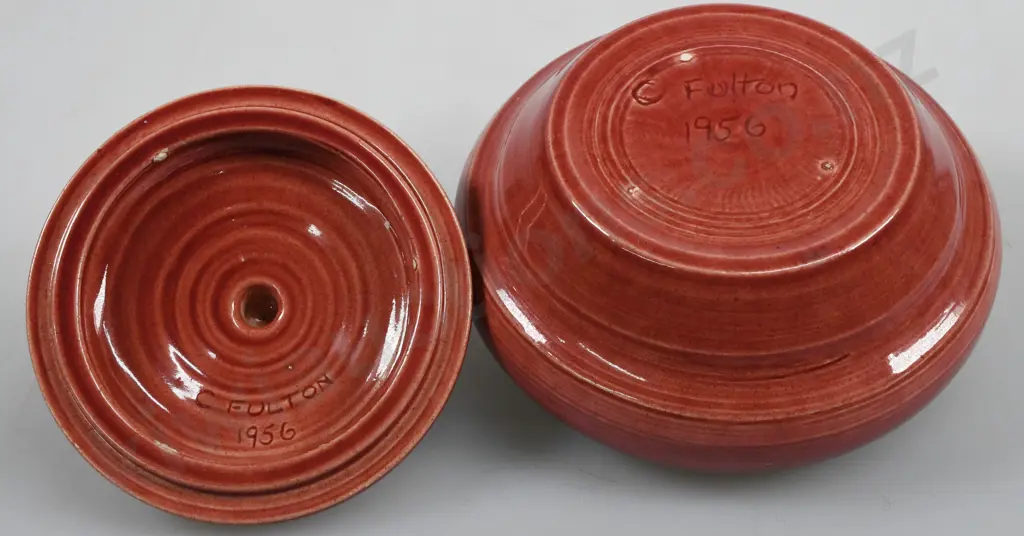 OC STEPHENS LIDDED TRINKET POT Image 1++