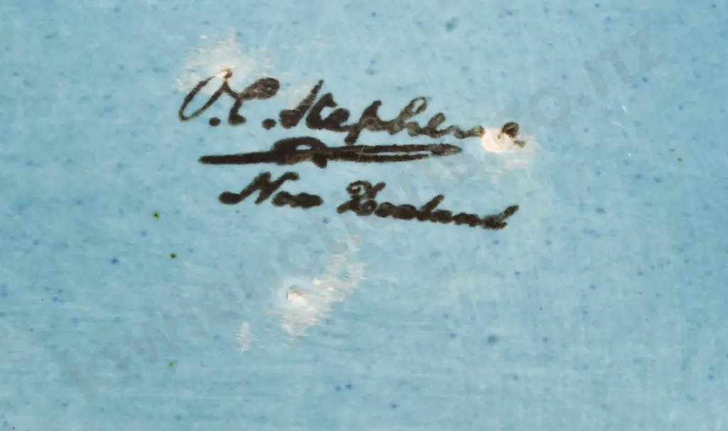 O C STEPHENS LIDDED TRINKET BOX Image 1++