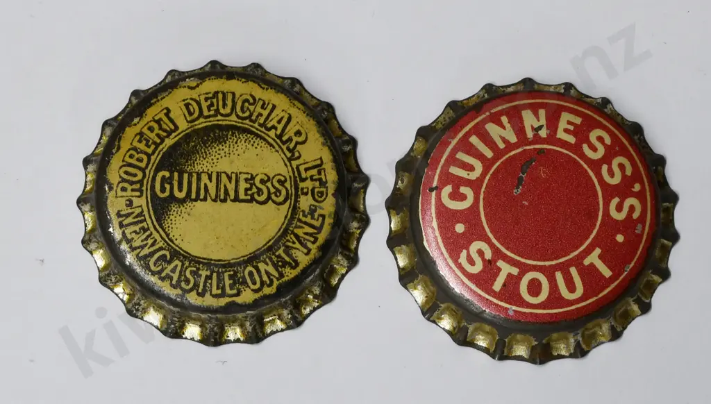 ROBERT DEUCHAR GUINNESS, GUINNESS'S STOUT BOTTLE CAPS Image 1++