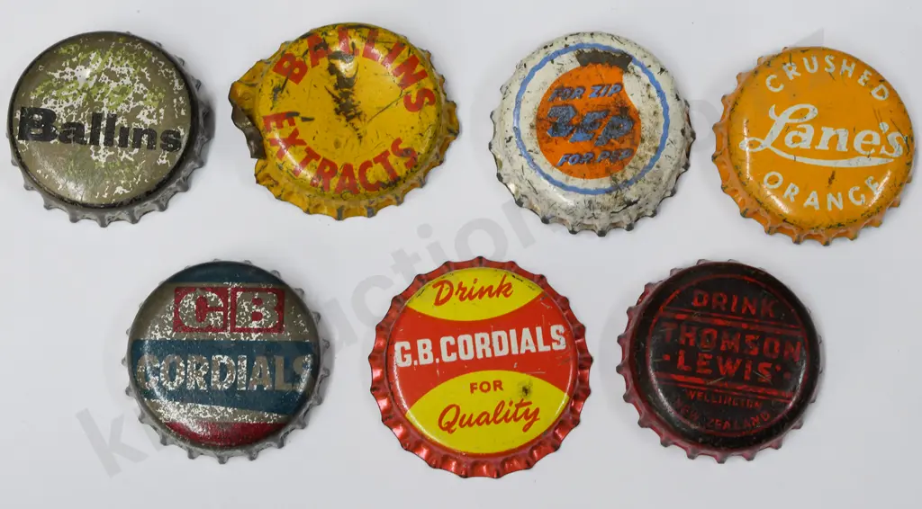 NEW ZEALAND SOFT DRINK BOTTLE CAPS Image 1++
