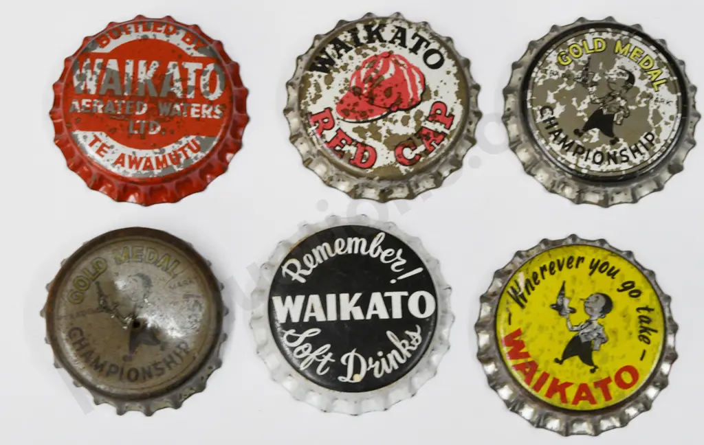 WAIKATO SOFT DRINK, BEER BOTTLE CAPS Image 1++