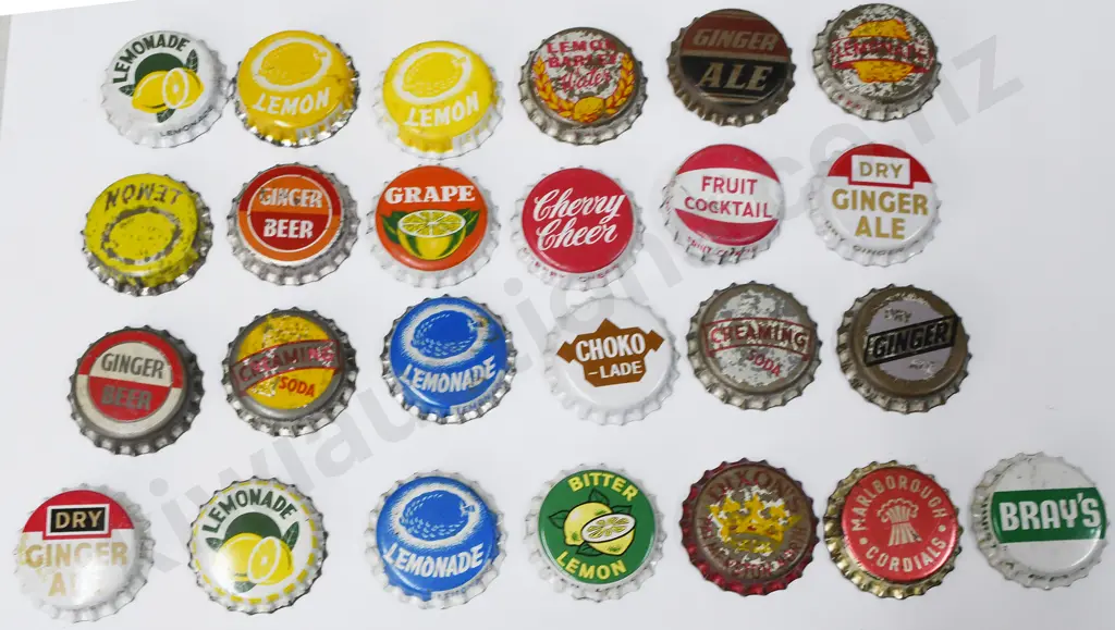 VARIOUS SOFT DRINK BOTTLE CAPS Image 1++