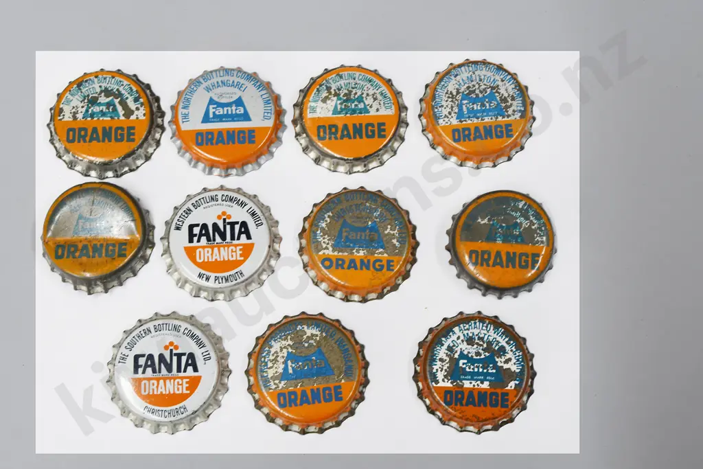 FANTA ORANGE BOTTLE CAPS Image 1++