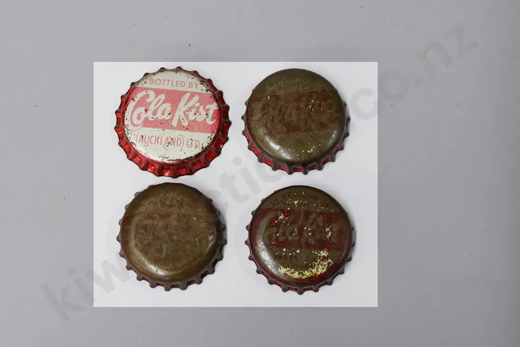 COLA KIST AUCKLAND BOTTLE CAPS Image 1++