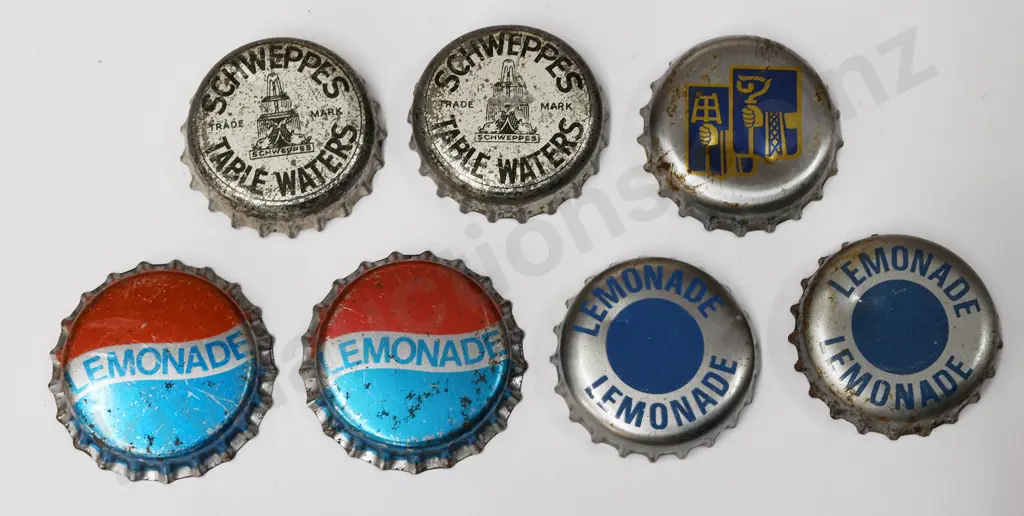 NEW ZEALAND SOFT DRINK  BOTTLE CAPS Image 1++