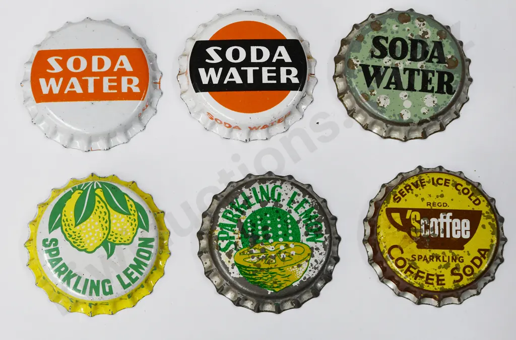 VARIOUS SOFT DRINK BOTTLE CAPS Image 1++