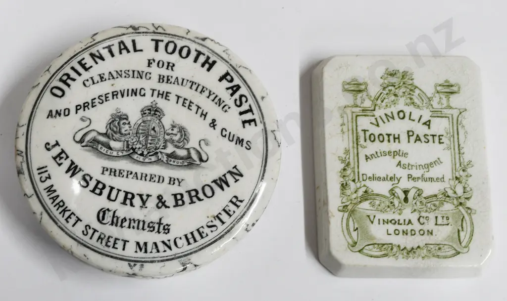 JEWSBURY & BROWN, VINOLIA POT LIDS Image 1++