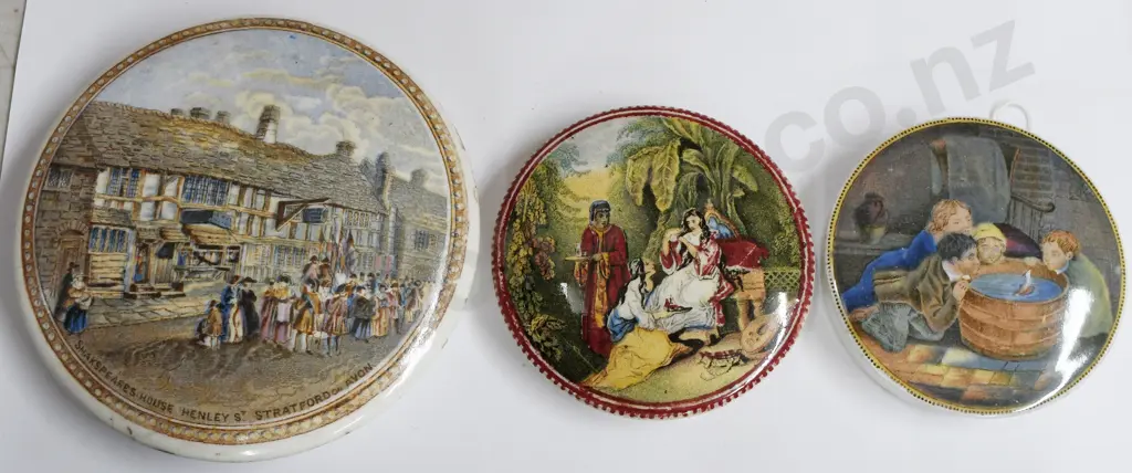 PRATT COLOURED POT LIDS Image 1++