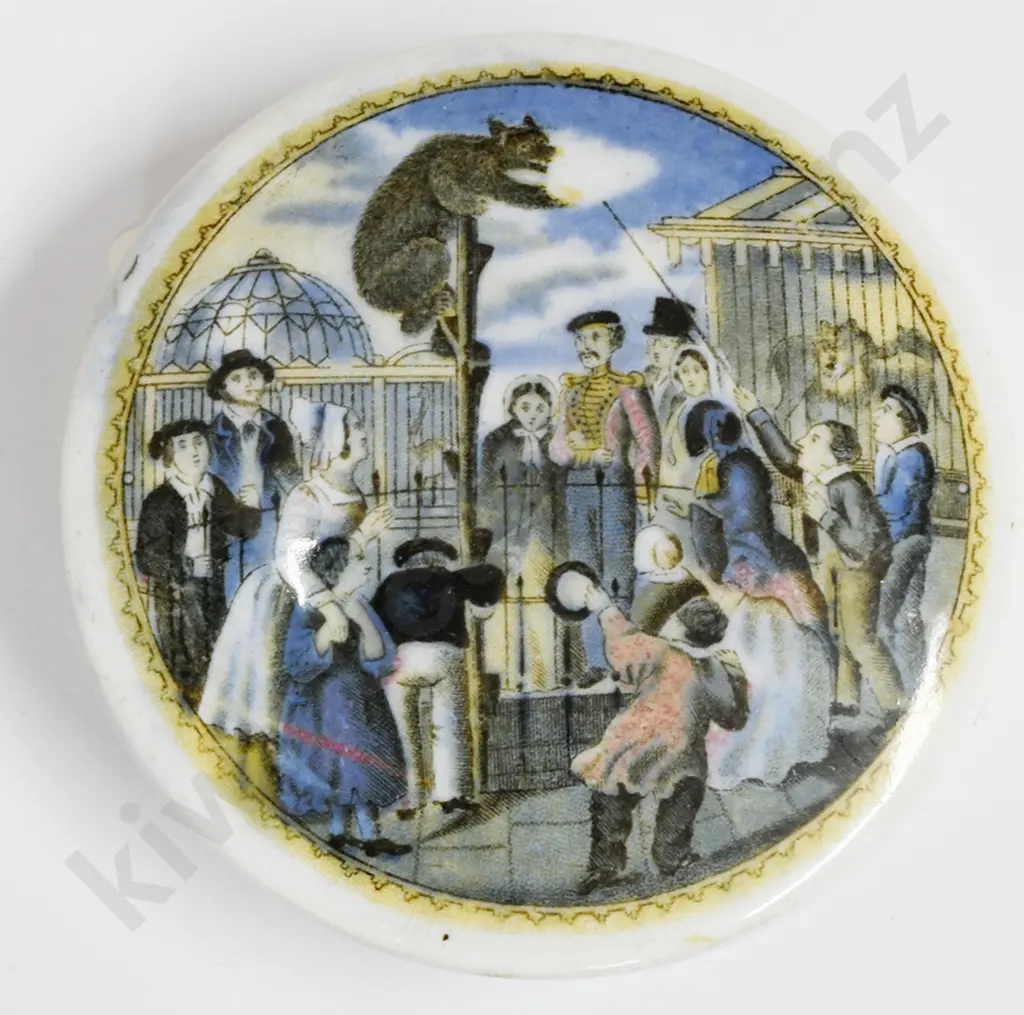BEAR PRATT POT LIDS Image 1++
