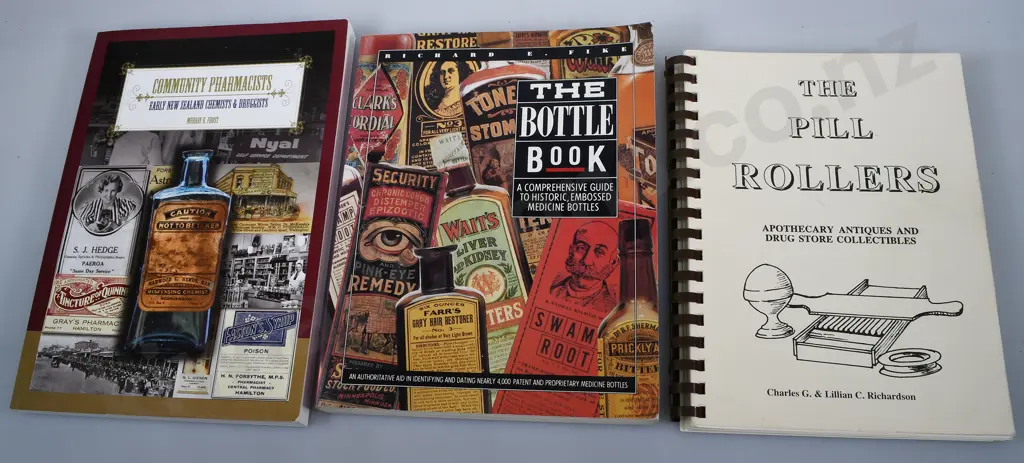 PHARMACEUTICAL AND CHEMIST BOOKS Image 1++
