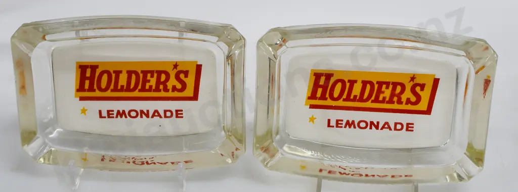 HOLDER'S LEMONADE ASHTRAYS Image 1++