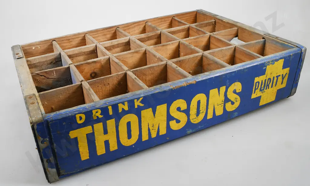 THOMSONS DUNEDIN BOTTLE CRATE Image 1++