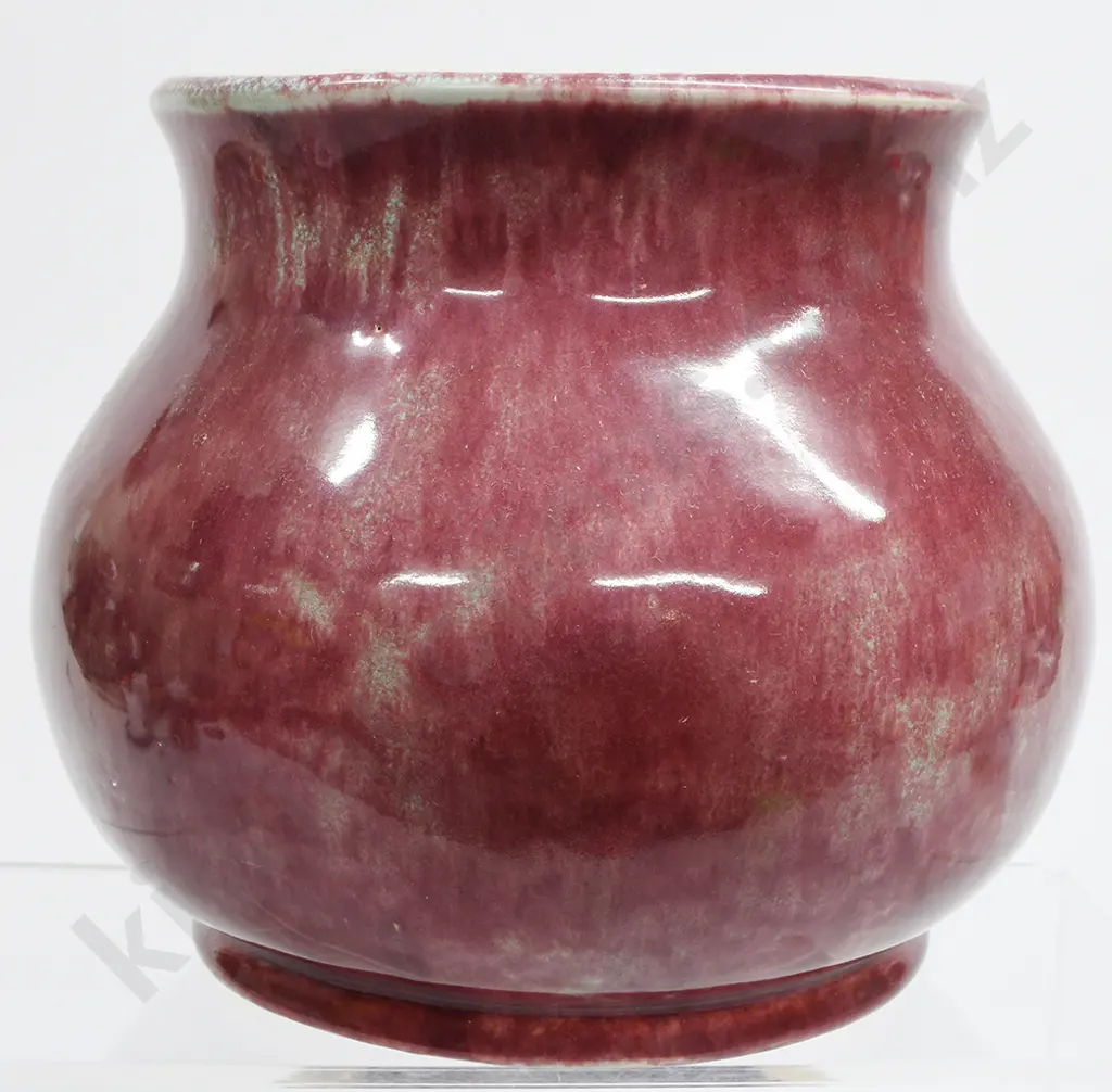 CROWN LYNN SHAPE 29 VASE Image 1++