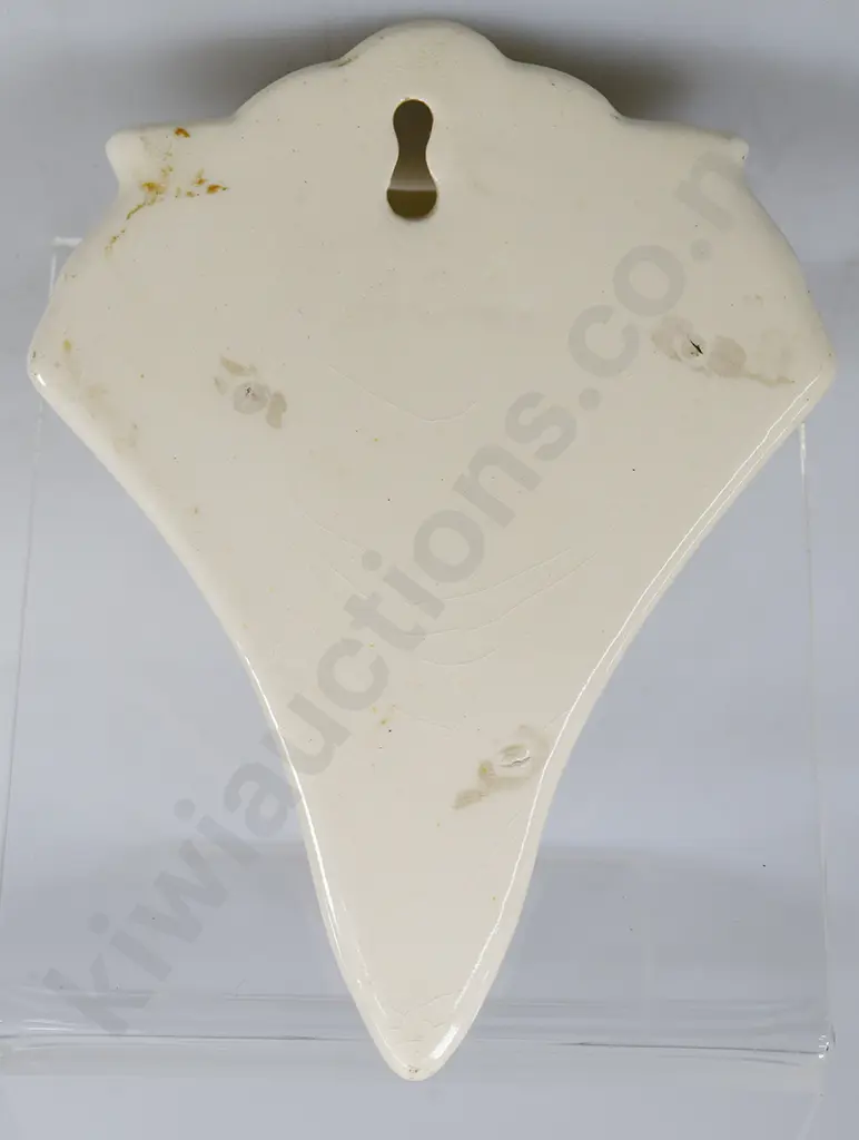 CROWN LYNN WALL POCKET PINK Image 1++