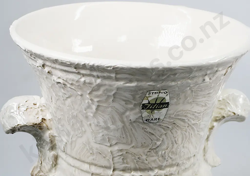 TITIAN WARE VASE Image 1++