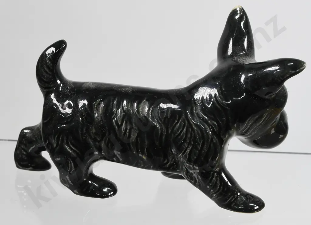 CROWN LYNN SCOTTY DOG NUMBER 174 Image 1++