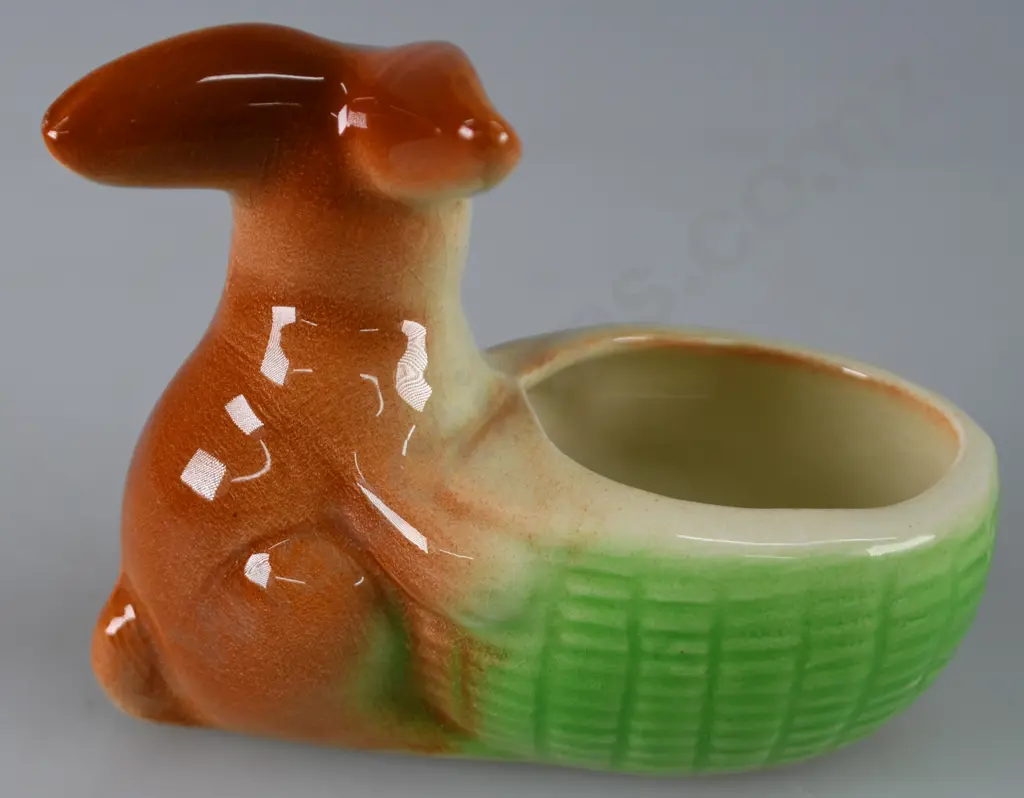 CROWN LYNN RABBIT EASTER EGG HOLDER Image 1++