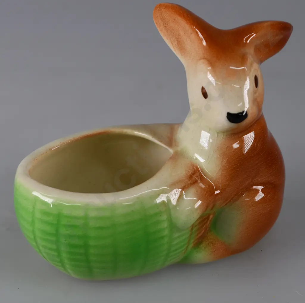 CROWN LYNN RABBIT EASTER EGG HOLDER Image 1++