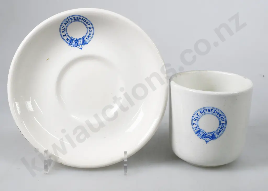 NEW ZEALAND RAILWAY CUP AND SAUCER Image 1++