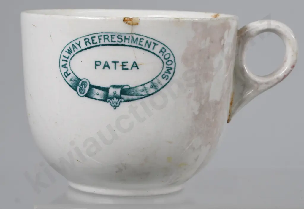 CROWN LYNN NEW ZEALAND RAILWAY CROCKERY Image 1++