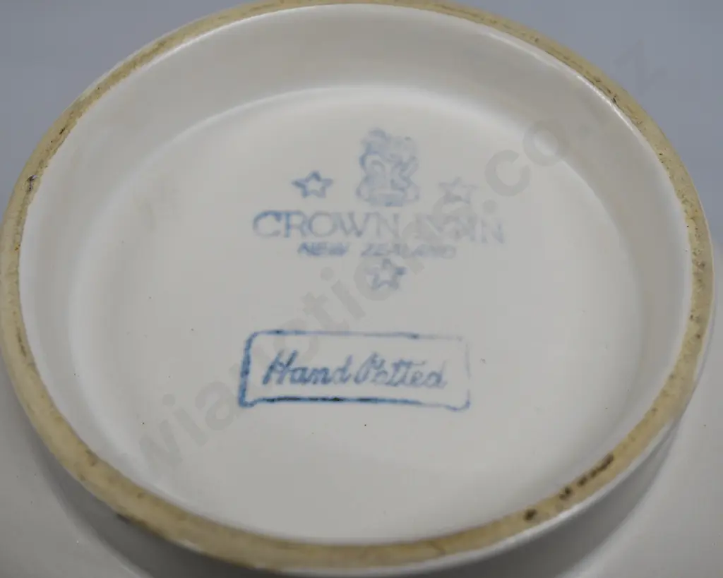 CROWN LYNN HAND POTTED VASE NUMBER 13 Image 1++