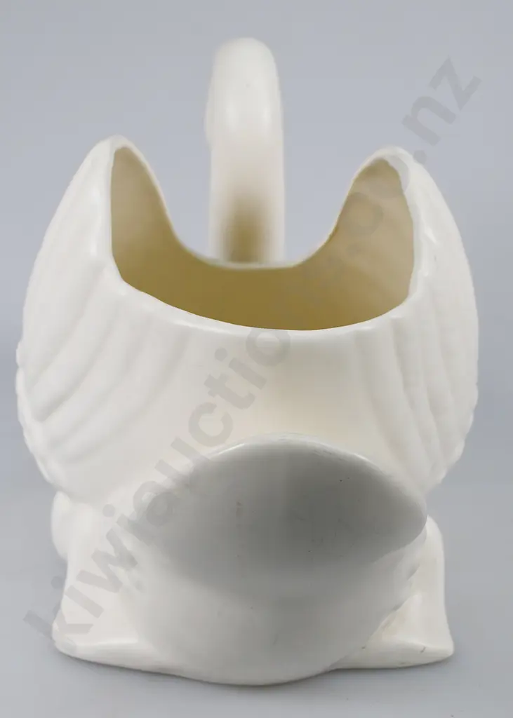 CROWN LYNN LARGE SWAN Image 1++