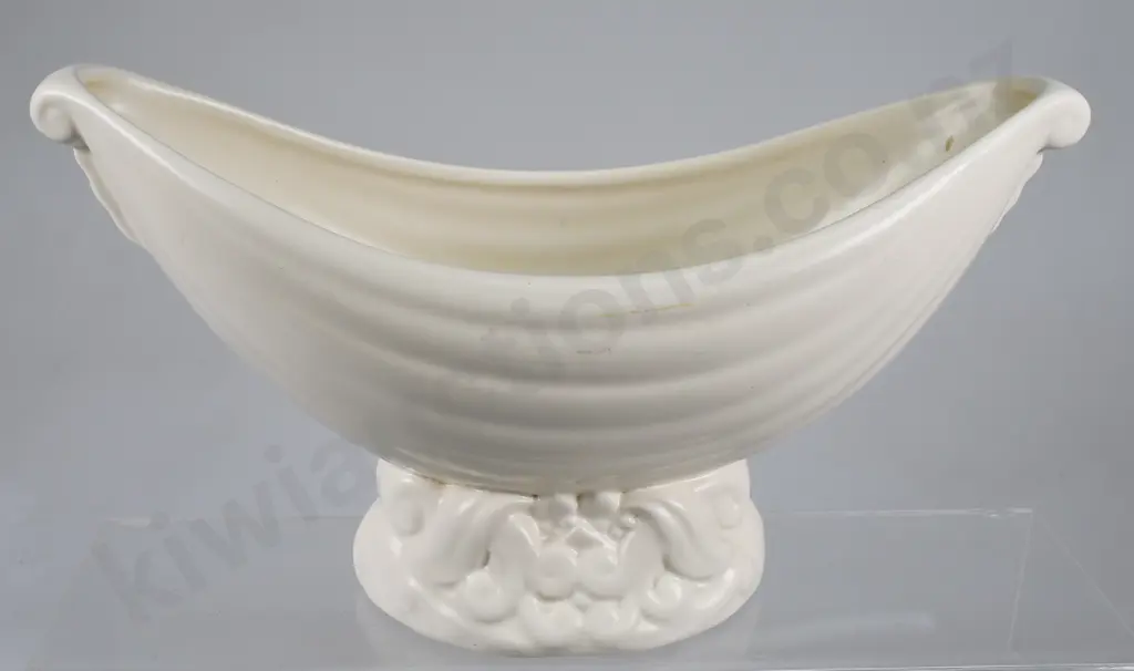 CROWN LYNN MANTLE VASE NUMBER 549 Image 1++