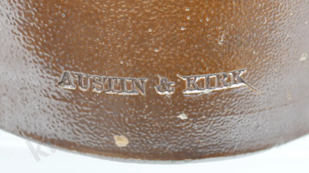 AUSTIN & KIRK STORAGE JAR Image 1++